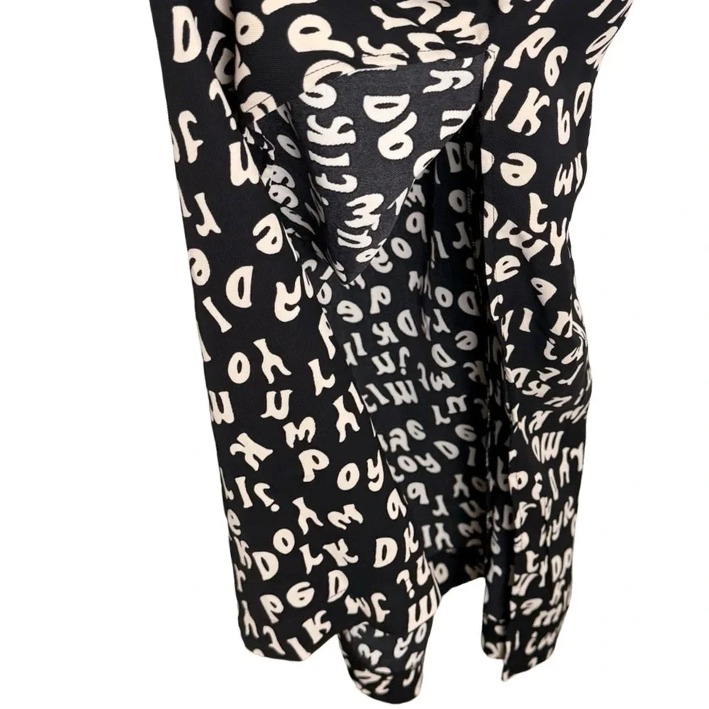Mango‎ Typographic Print Maxi Dress Womens 4 Black Cream NWT Long Sleeve Ruched